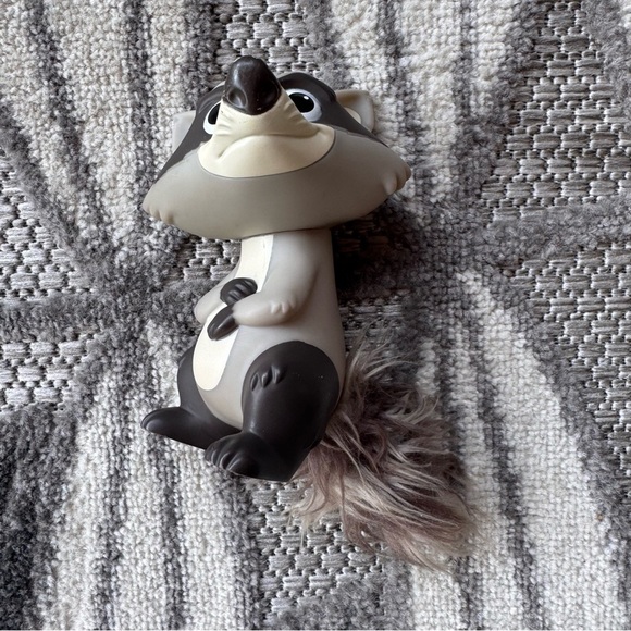 Disney Pixar Incredibles 2 Raccoon Plastic Toy Furry Tail 5" Tall - Picture 2 of 6